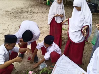 Praktek Simulasi Erupsi Gunung Berapi, Mapel IPAS